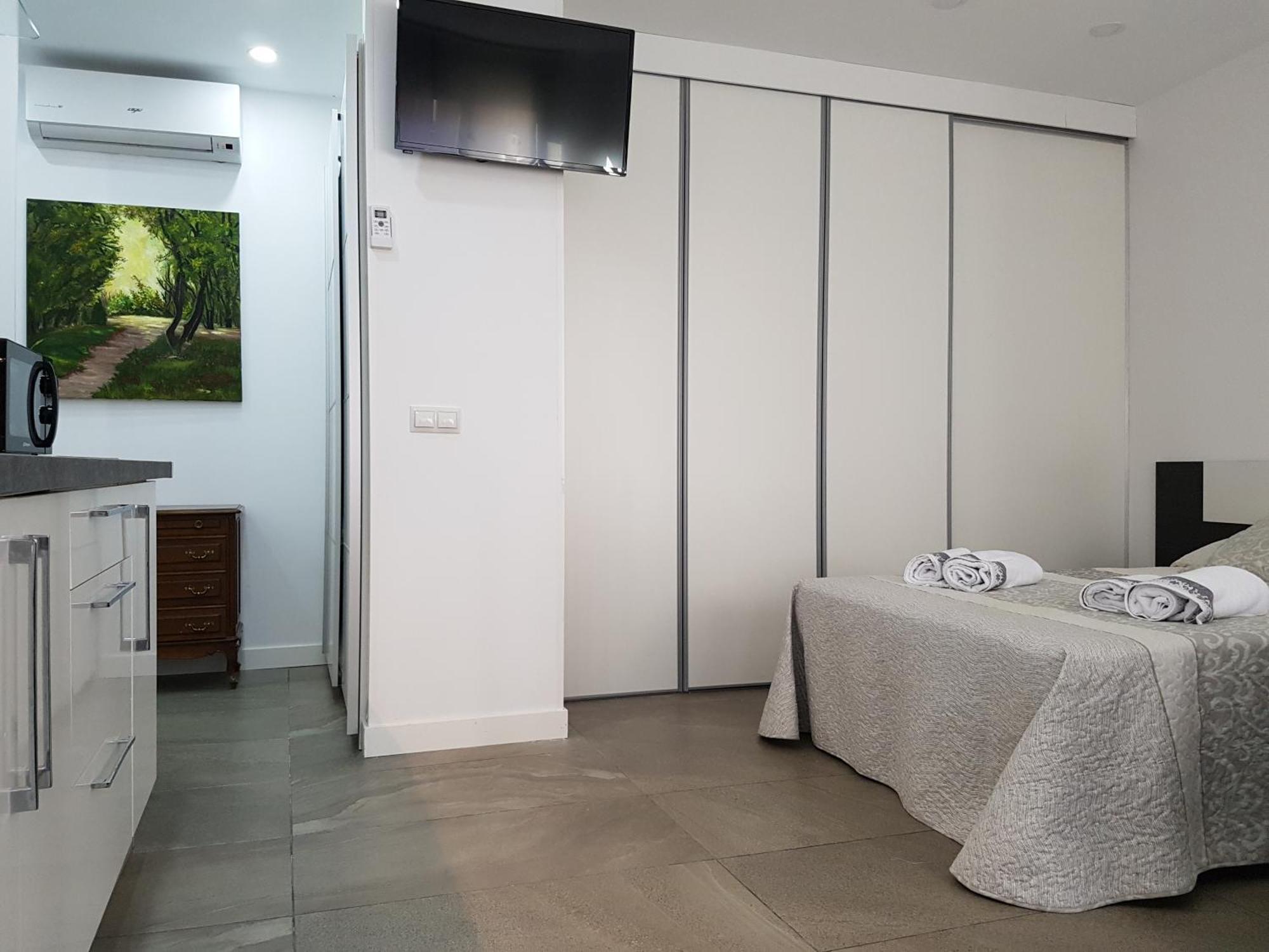 Turisticos Cuenca 3 Aparthotel Madrid Exterior photo